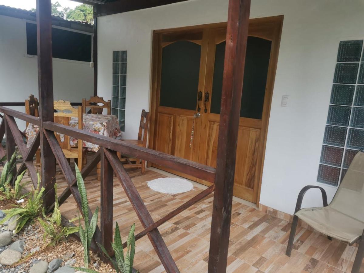 Hostal Cecilia Puerto Viejo de Talamanca Kültér fotó