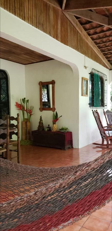Hostal Cecilia Puerto Viejo de Talamanca Kültér fotó